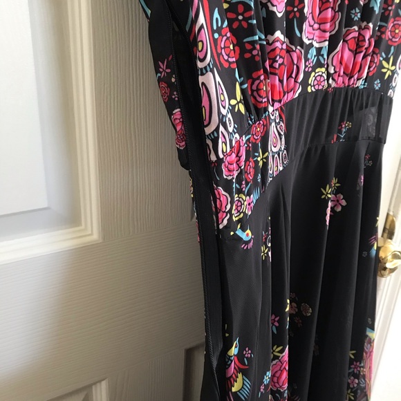 Semi-Formal Maxi Dress - Picture 5 of 6